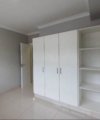 2 Bed Apartment in Umhlanga Ridge New Town Centre photo number 10