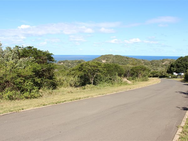 671 m² Land available in Cintsa