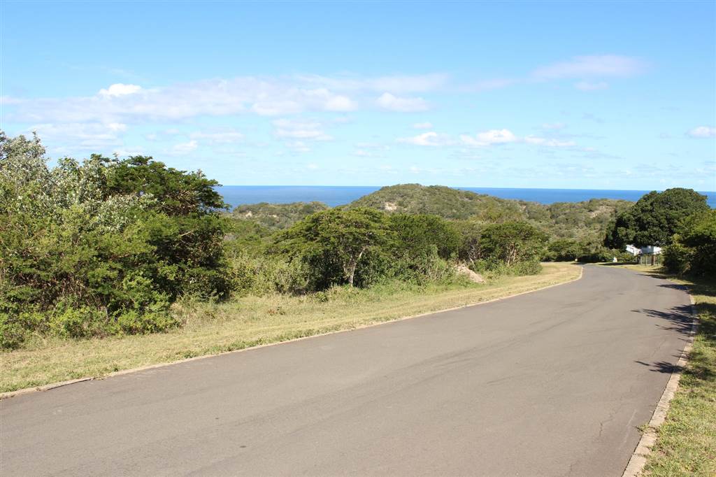 671 m² Land available in Cintsa photo number 1