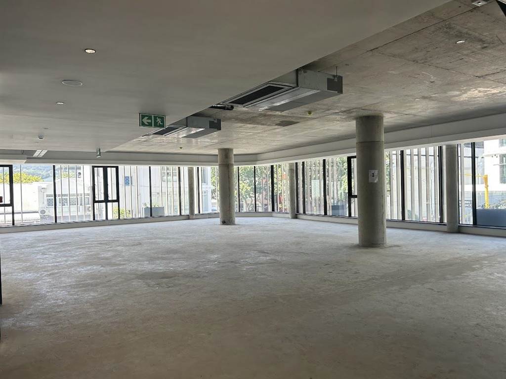 881  m² Office Space in Claremont photo number 22