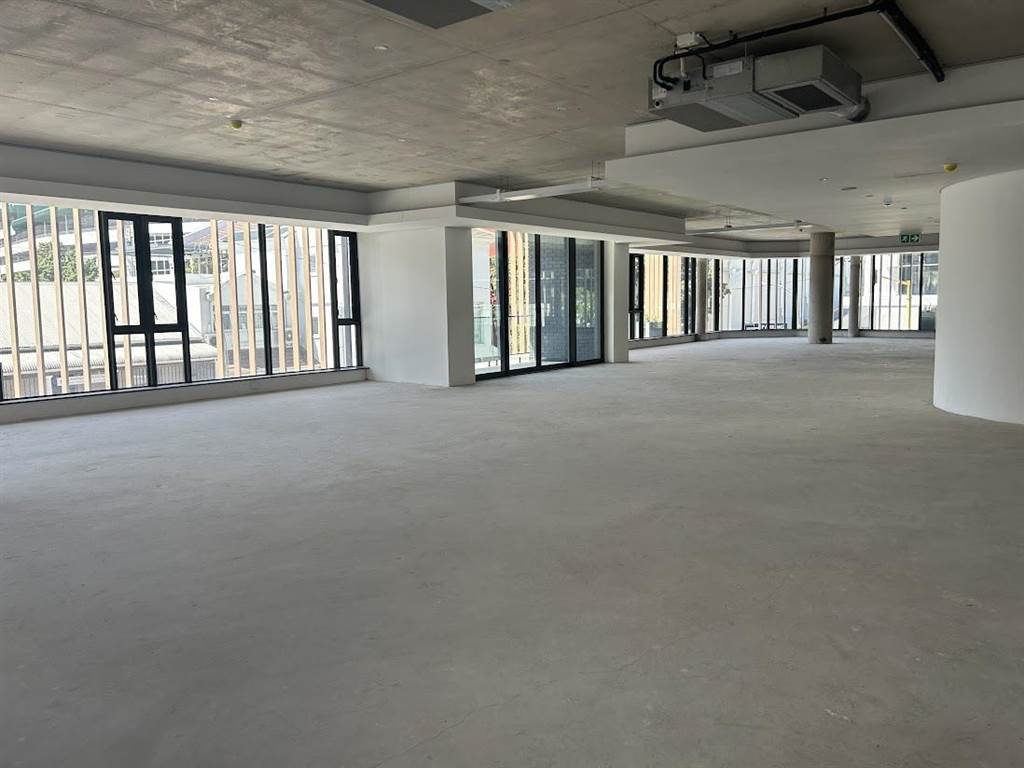 881  m² Office Space in Claremont photo number 4