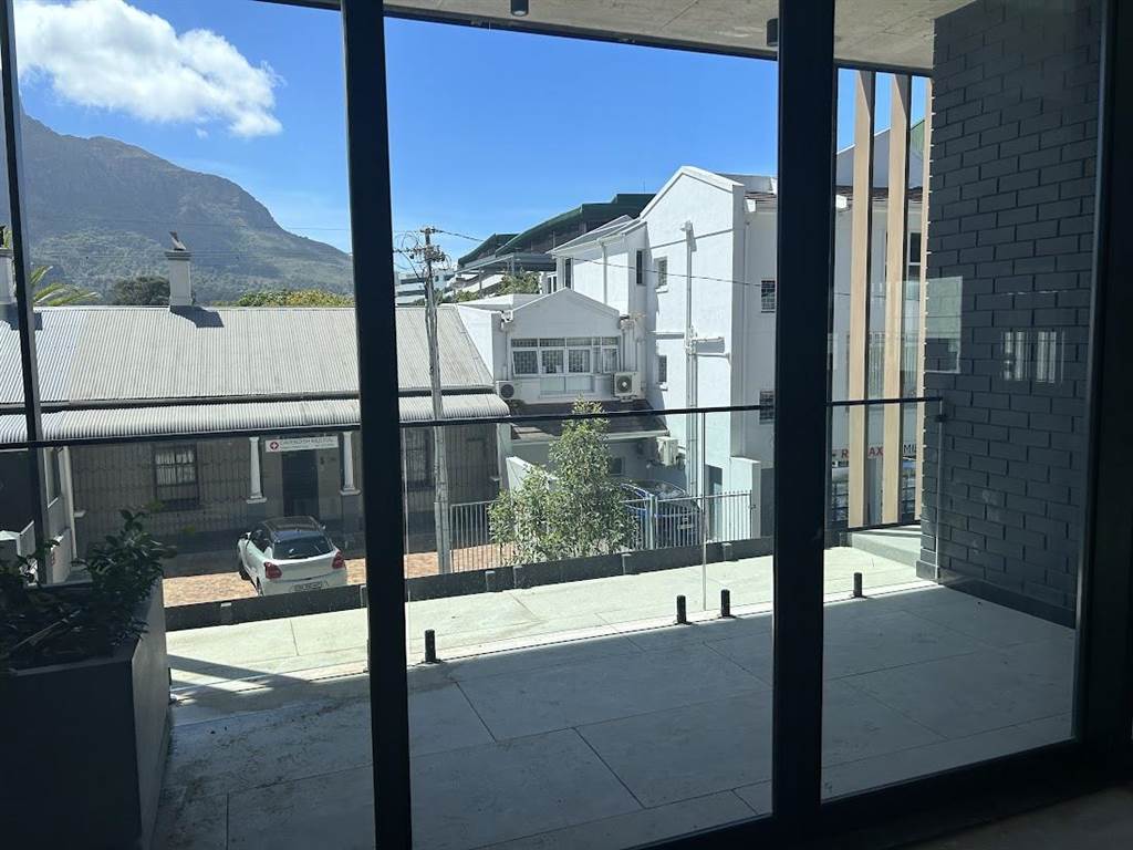 881  m² Office Space in Claremont photo number 10
