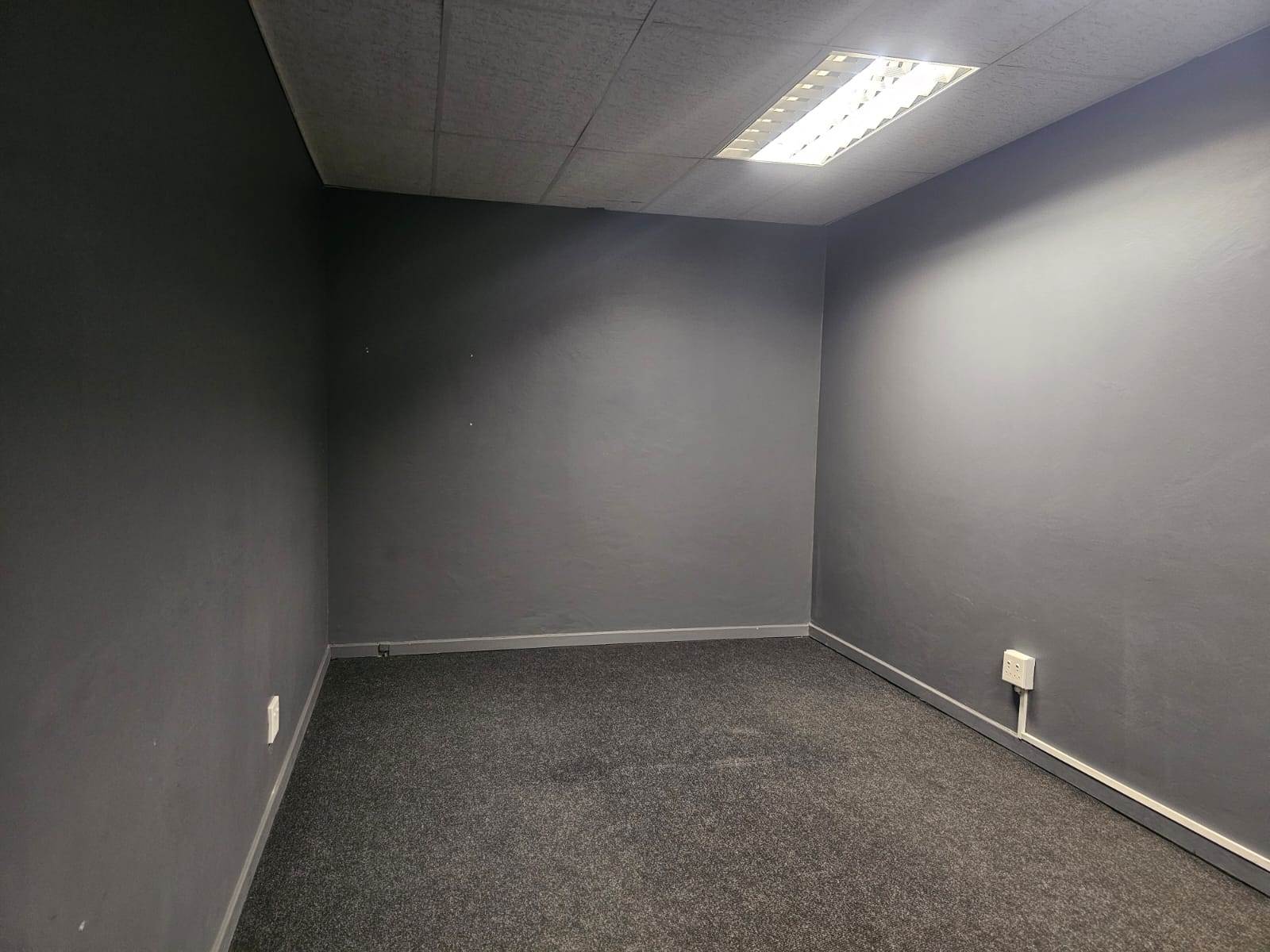 144  m² Office Space in Noordwyk photo number 19