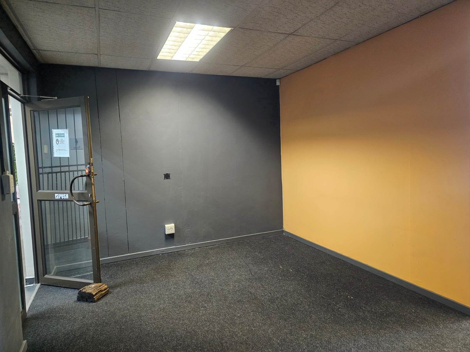 144  m² Office Space in Noordwyk photo number 6