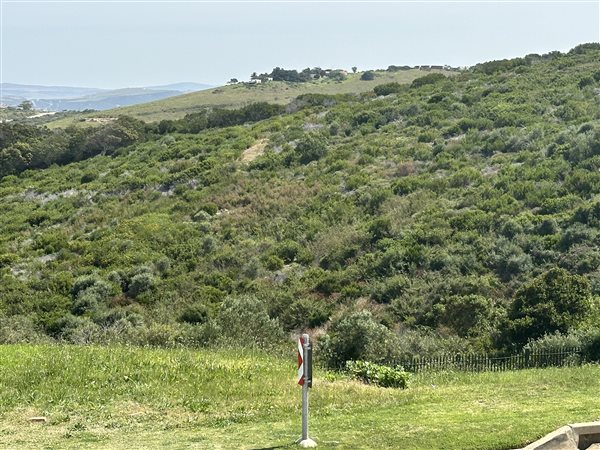 448 m² Land