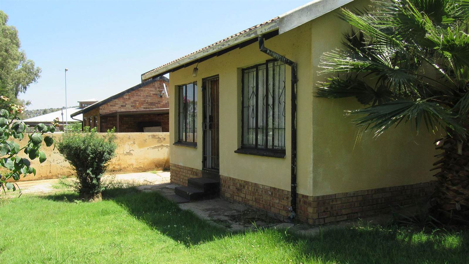 2 Bed House in Naturena photo number 13