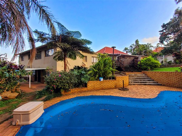 4 Bedroom House 4 Bedroom House