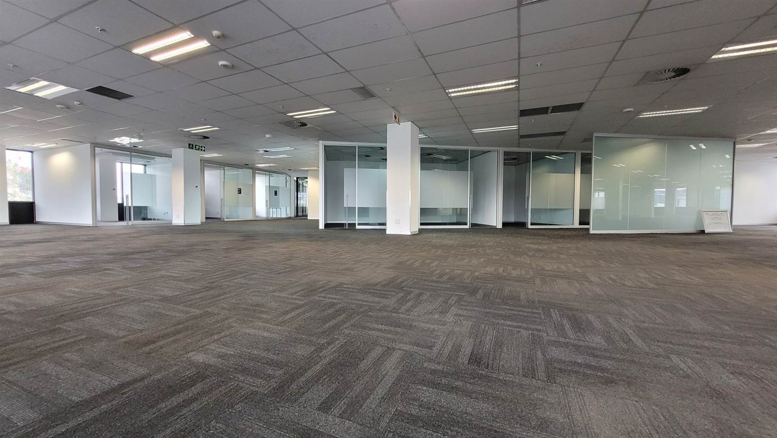 3667  m² Office Space in Menlyn photo number 27