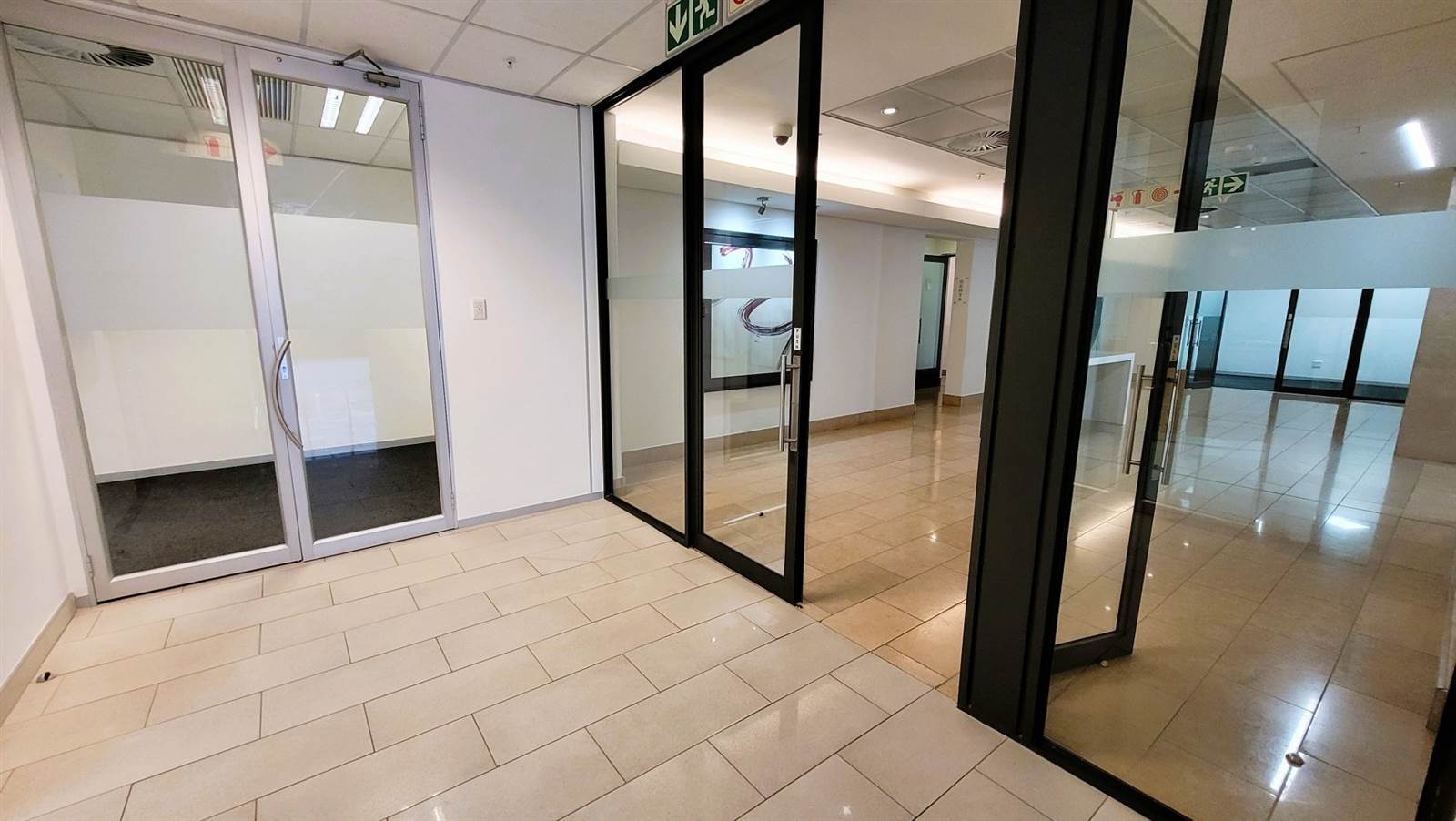 3667  m² Office Space in Menlyn photo number 10