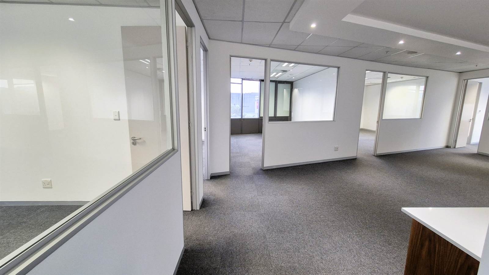 3667  m² Office Space in Menlyn photo number 15