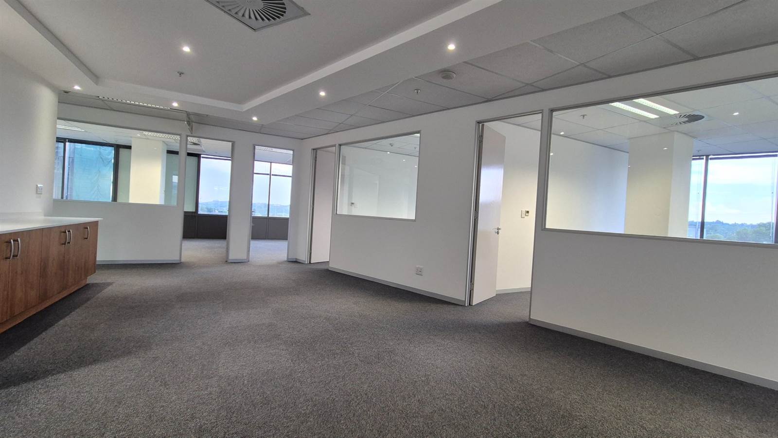 3667  m² Office Space in Menlyn photo number 20
