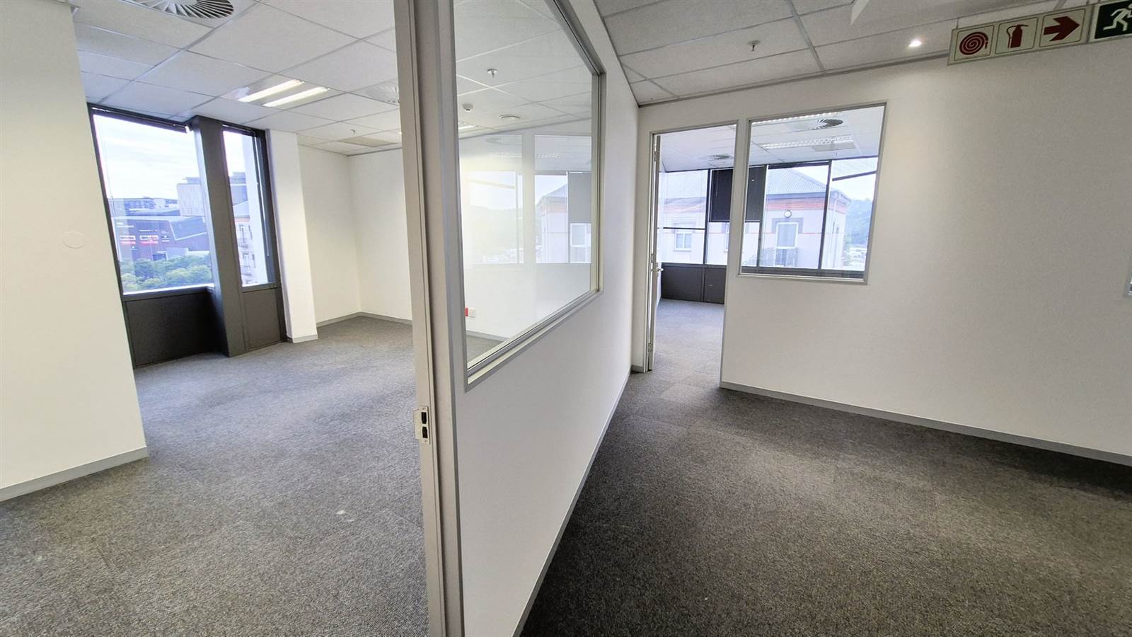 3667  m² Office Space in Menlyn photo number 17