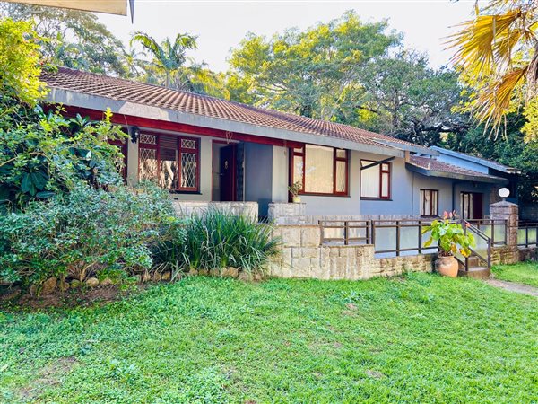 4 Bedroom House 4 Bedroom House