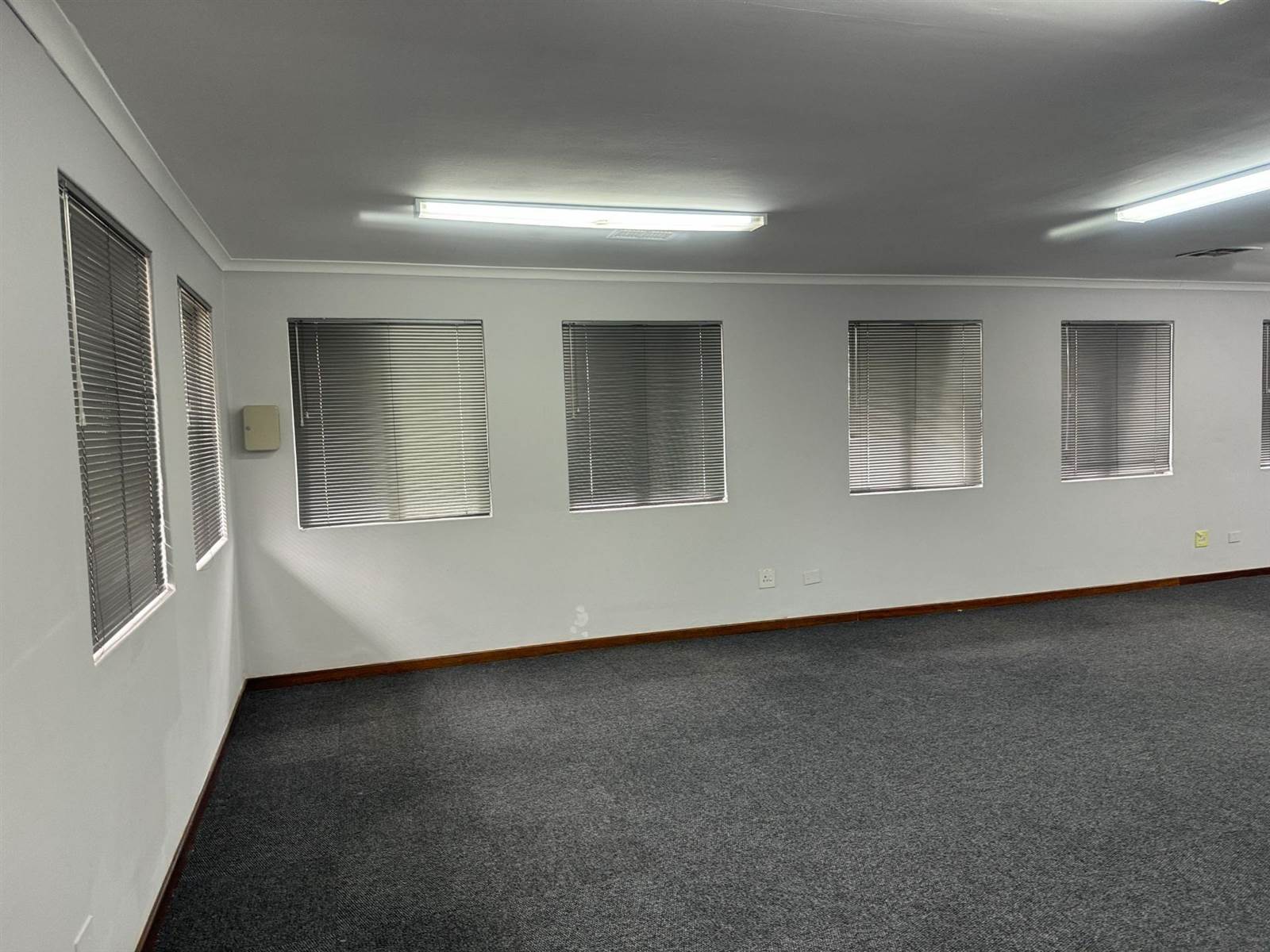 150  m² Commercial space in Hillcrest Central photo number 6