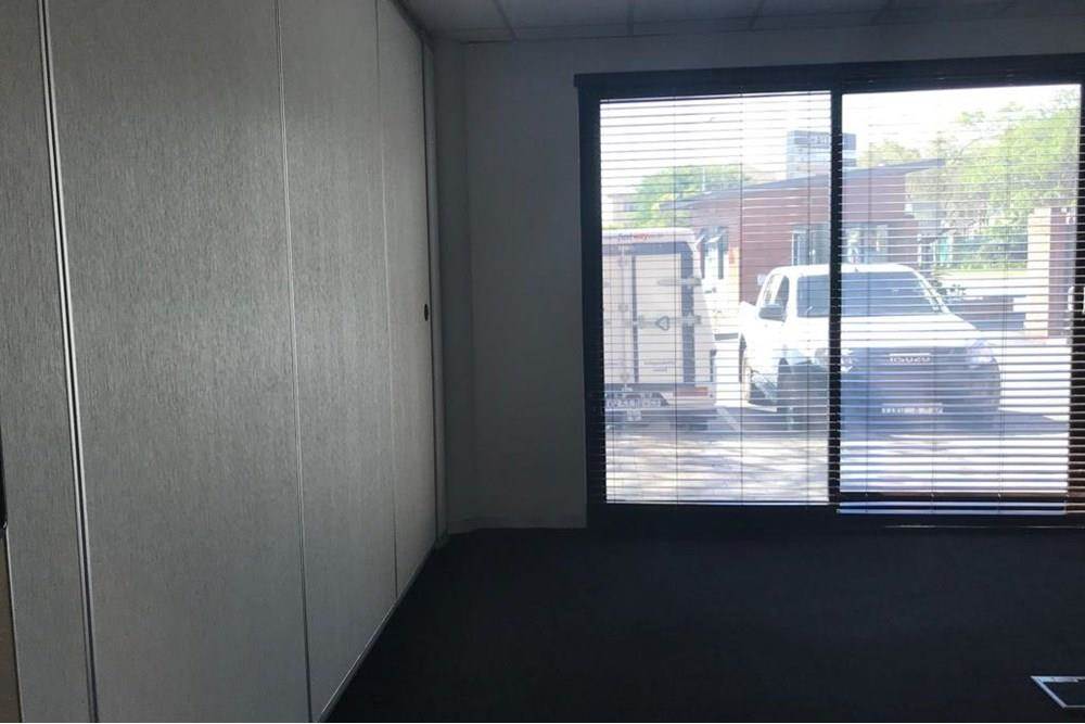 395  m² Commercial space in Sunninghill photo number 9