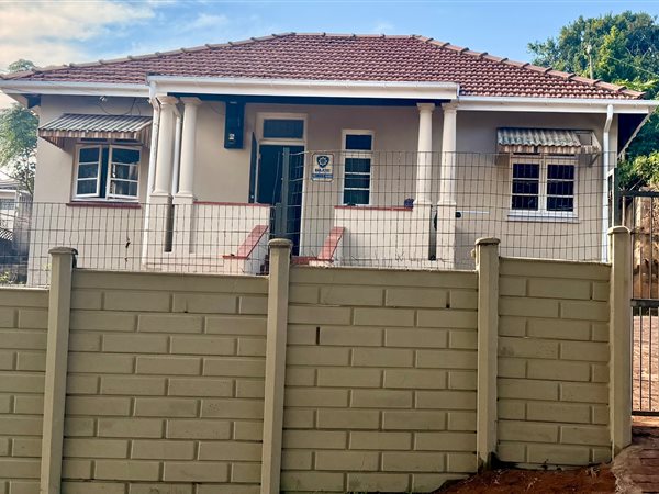 3 Bedroom House 3 Bedroom House