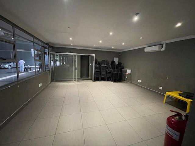 300  m² Commercial space in Pretoria Central photo number 6