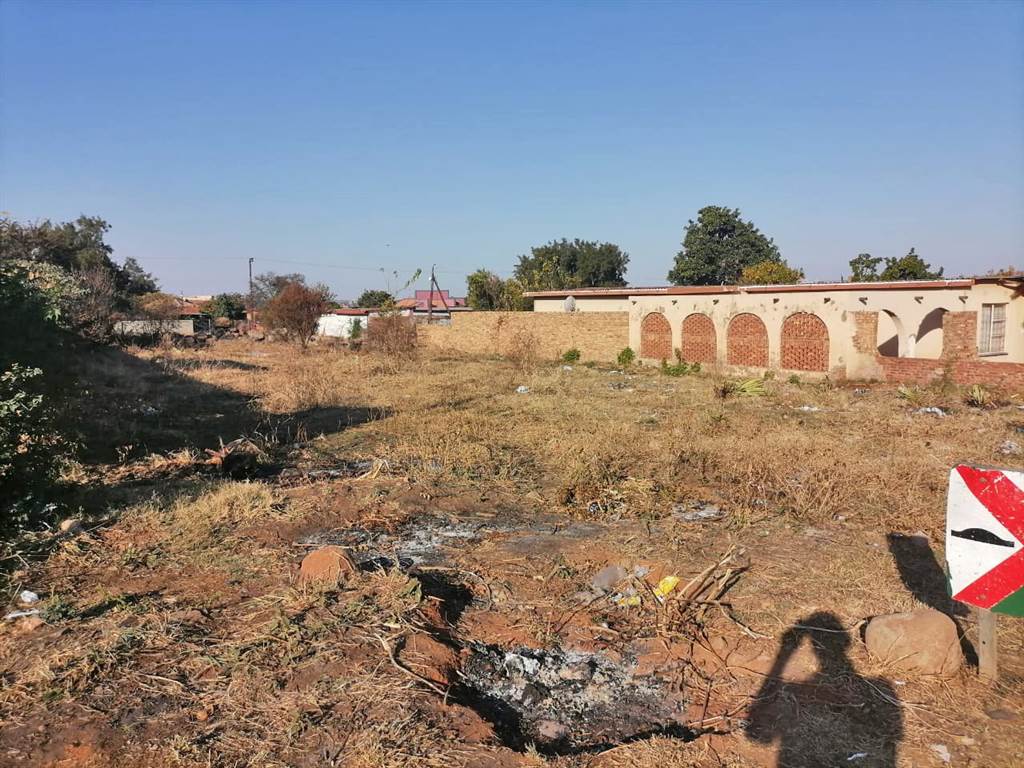 940 m² Land available in Ga-rankuwa photo number 1