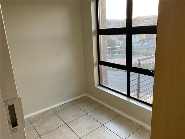 3 Bed Apartment in Milpark