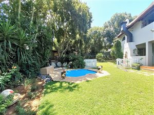 6 Bed House in Val de Grace