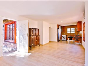 5 Bed House in Kelvin