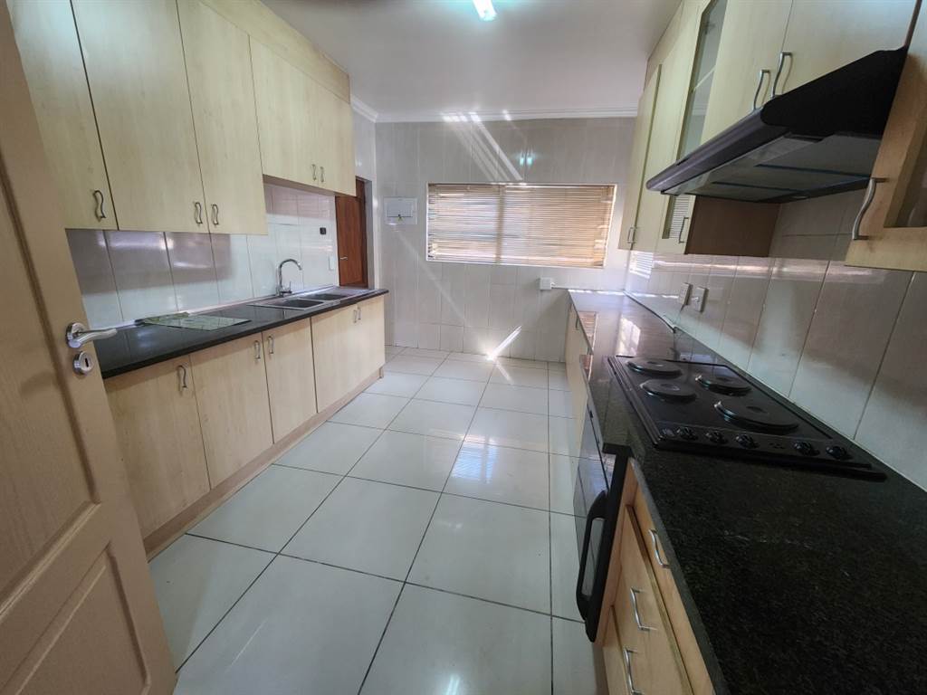 3 Bed Townhouse in Erasmia photo number 3