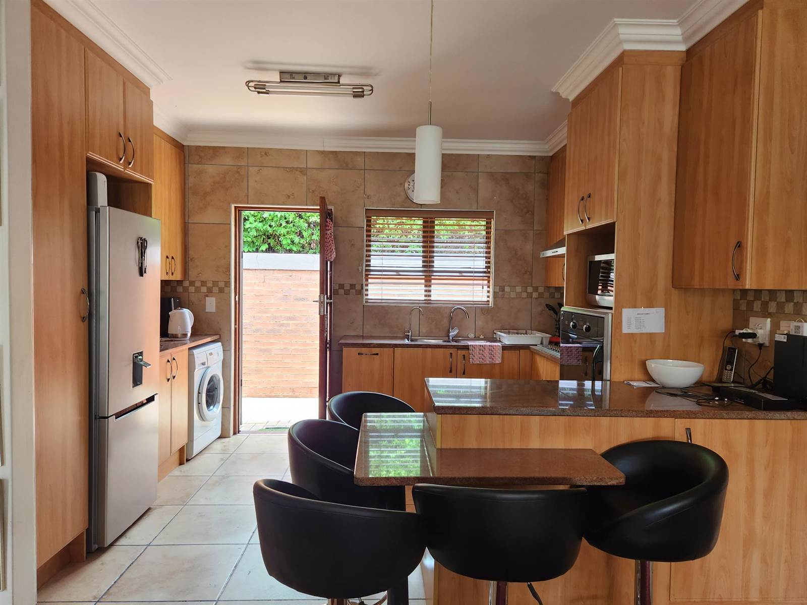 3 Bed Simplex in Douglasdale photo number 7