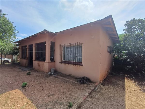 2 Bedroom House 2 Bedroom House