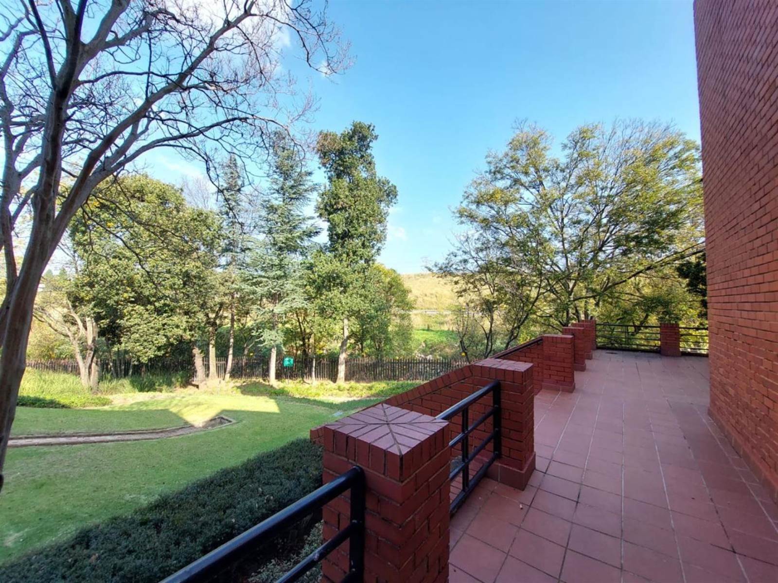 426.7  m² Commercial space in Bryanston photo number 17