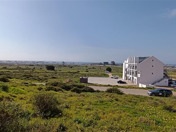 720 m² Land