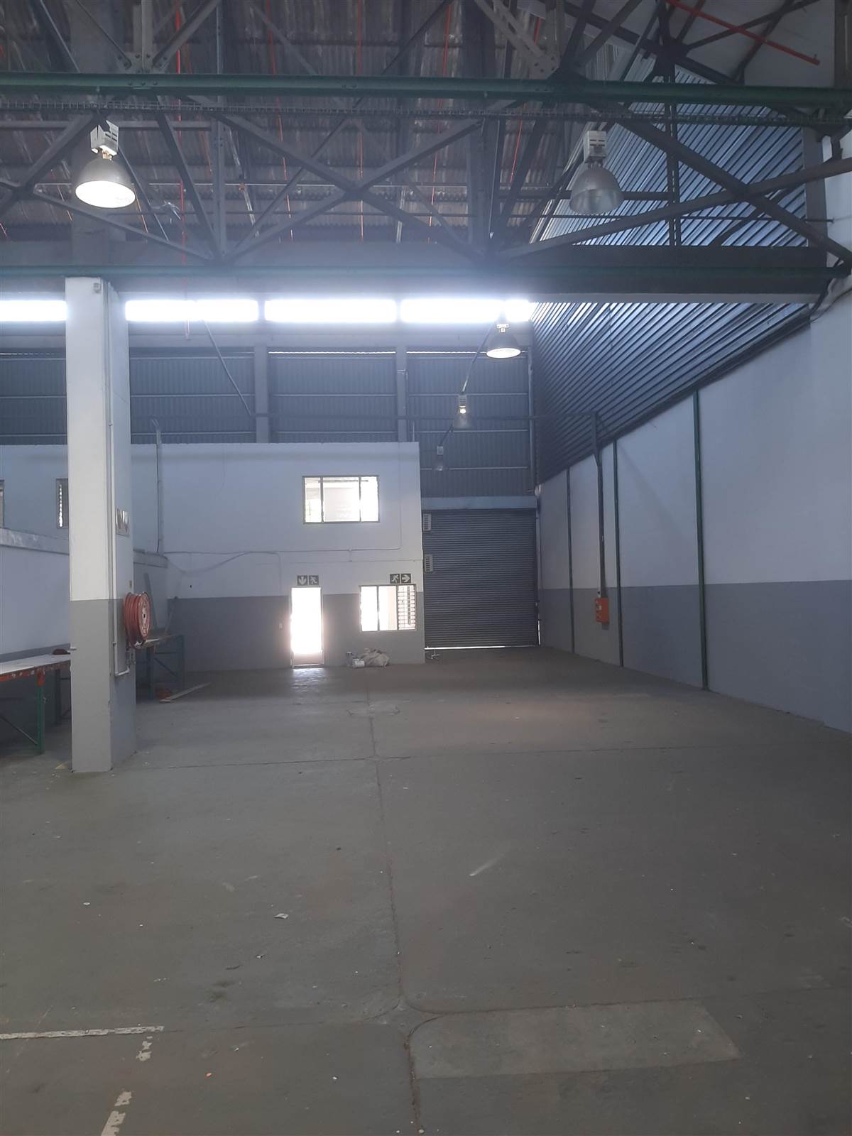 702  m² Industrial space in Parow photo number 12
