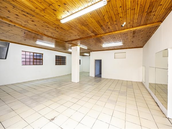 544 m² Commercial space 544 m² Commercial space