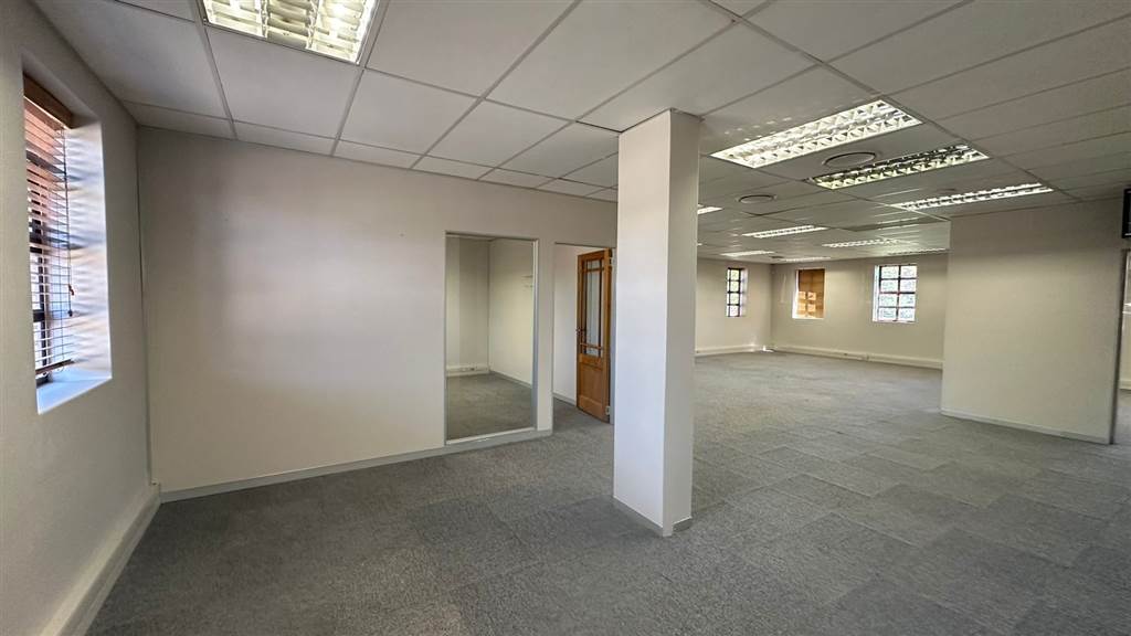 155  m² Commercial space in Highveld photo number 4