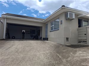 Townhouse in Nahoon Valley Park