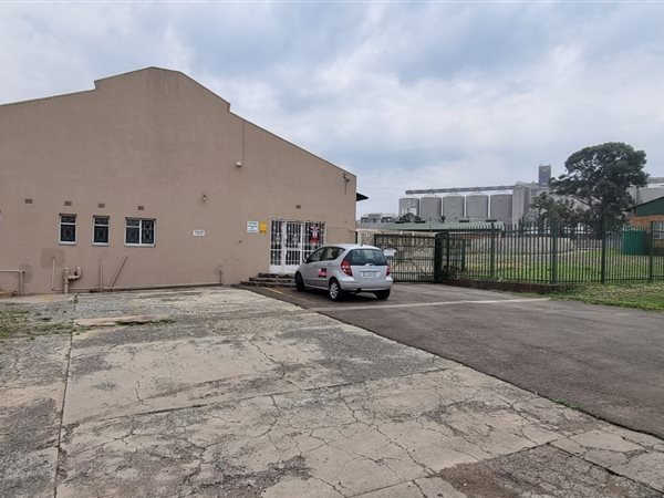 400  m² Commercial space in New Bethal East
