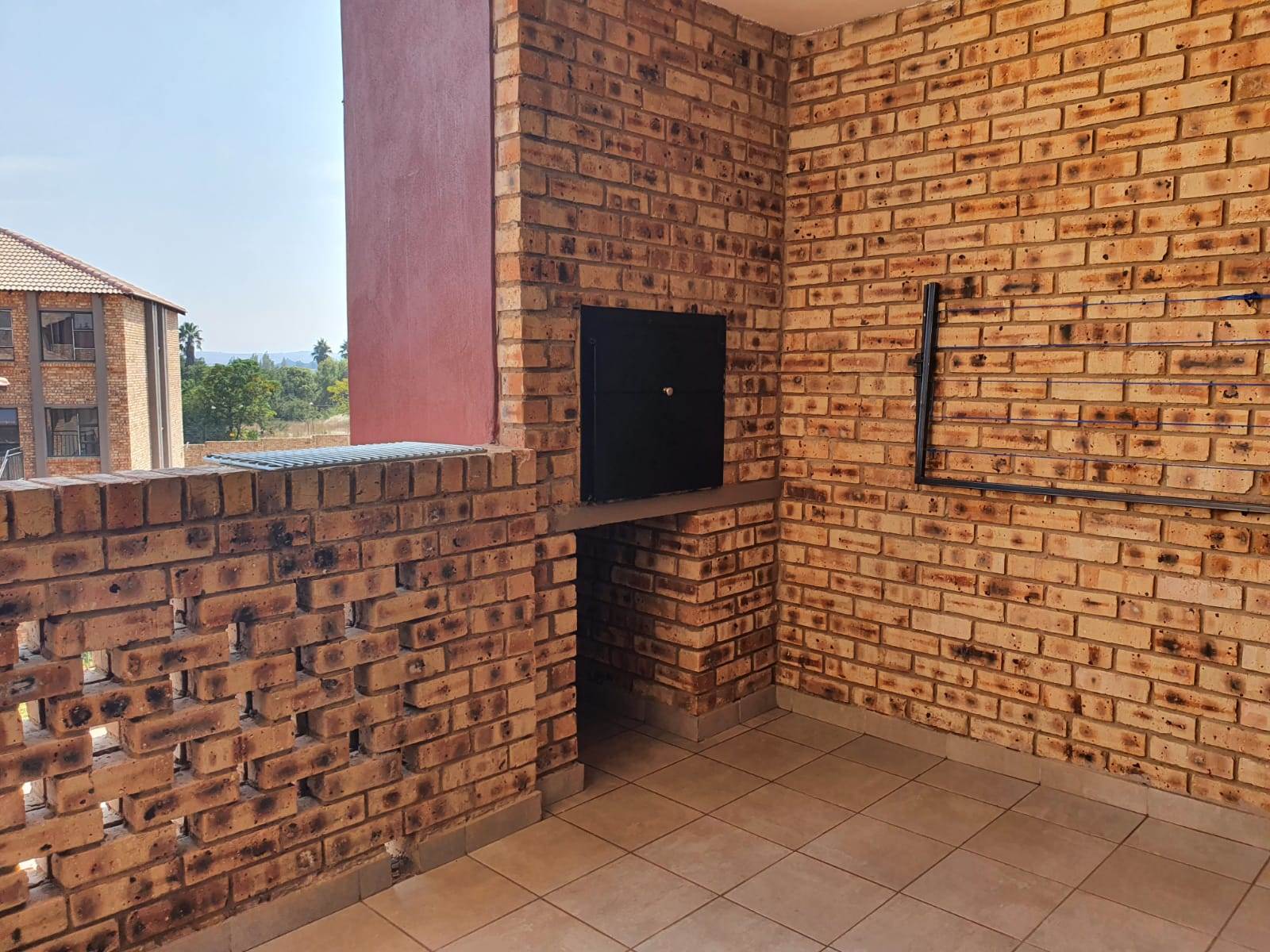2 Bed Apartment in Raslouw photo number 12