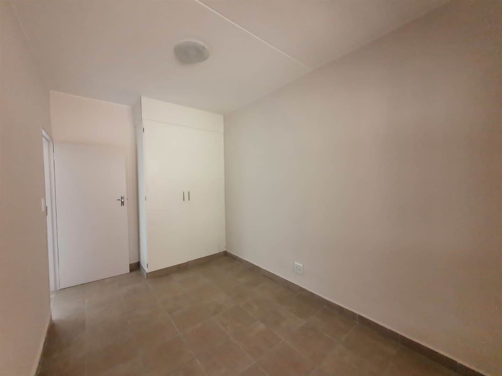 2 Bed Apartment in Raslouw photo number 9