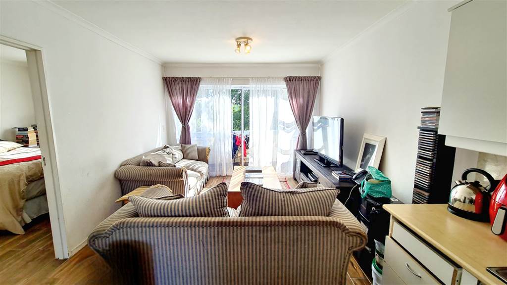 2 Bed Apartment for sale in Pinelands T4641290 Private Property