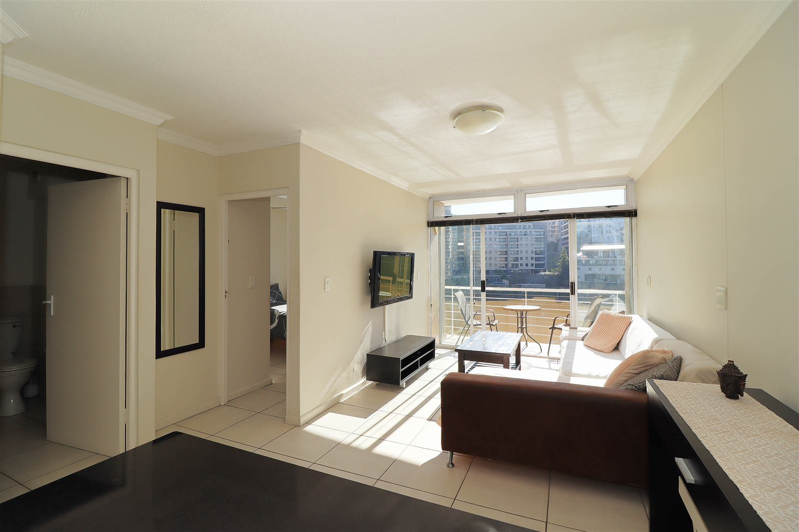 2 Bed Apartment in Tyger Waterfront photo number 3