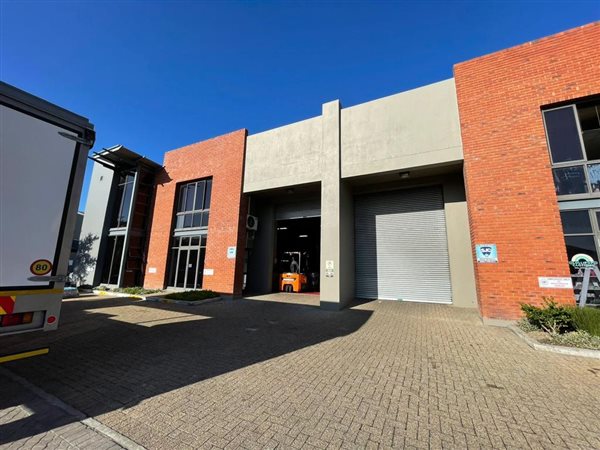 1007  m² Industrial space in Bellville Central