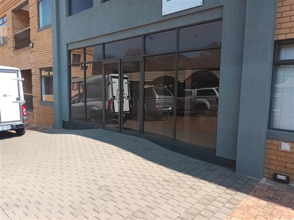 200  m² Commercial space in Route 21 Business Park