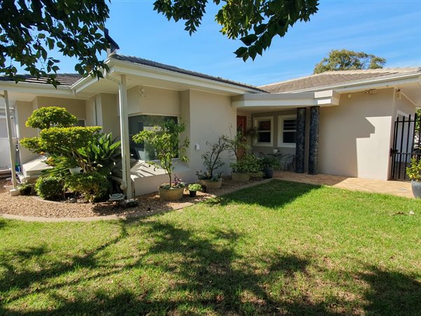 4 Bedroom House 4 Bedroom House