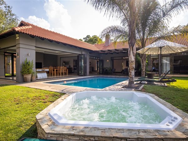 5 Bedroom House 5 Bedroom House