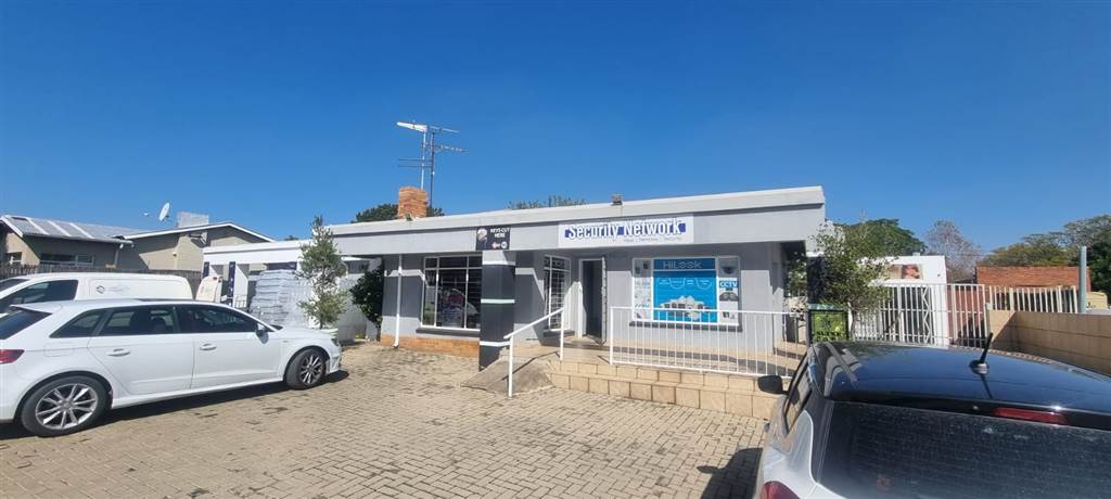 300  m² Retail Space in Northmead photo number 1