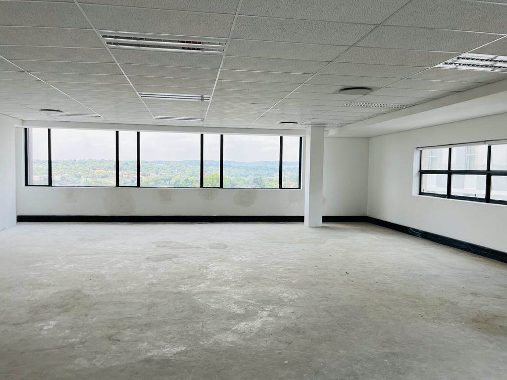 188  m² Commercial space in Sandown photo number 13
