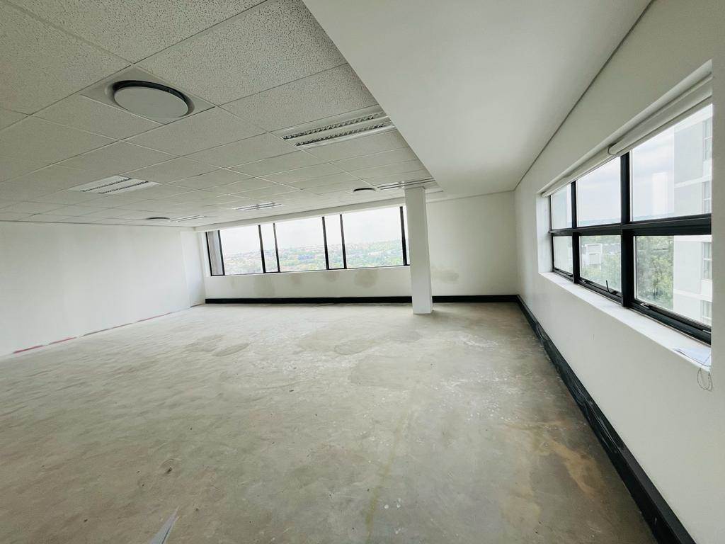 188  m² Commercial space in Sandown photo number 10