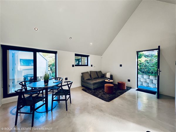 2 Bedroom House 2 Bedroom House