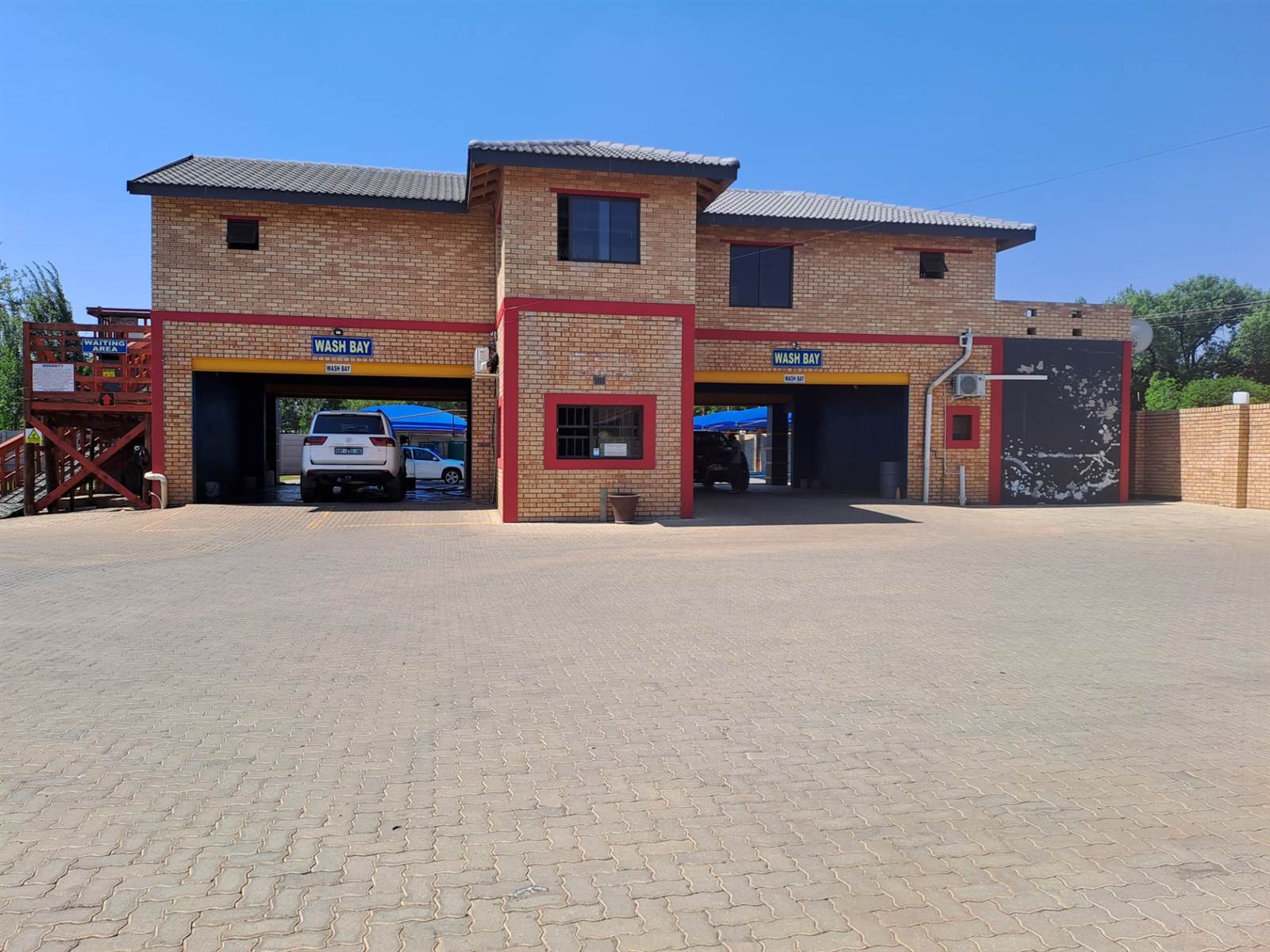 1200  m² Commercial space in Wilkoppies photo number 2