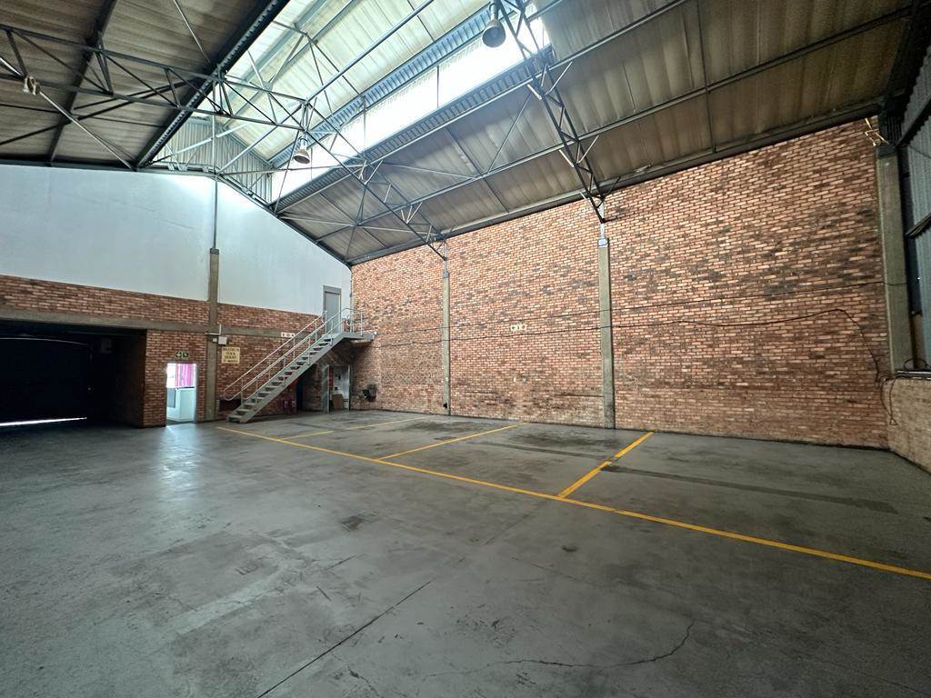 360  m² Industrial space in Randjespark photo number 6
