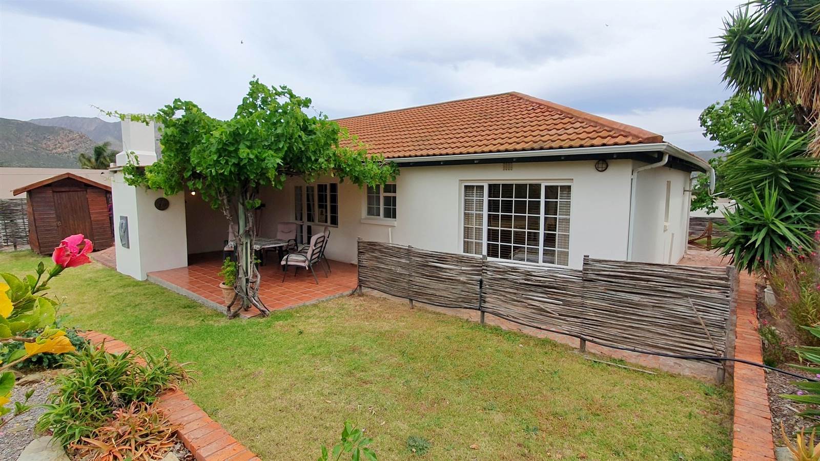 3 Bed House in Montagu photo number 3